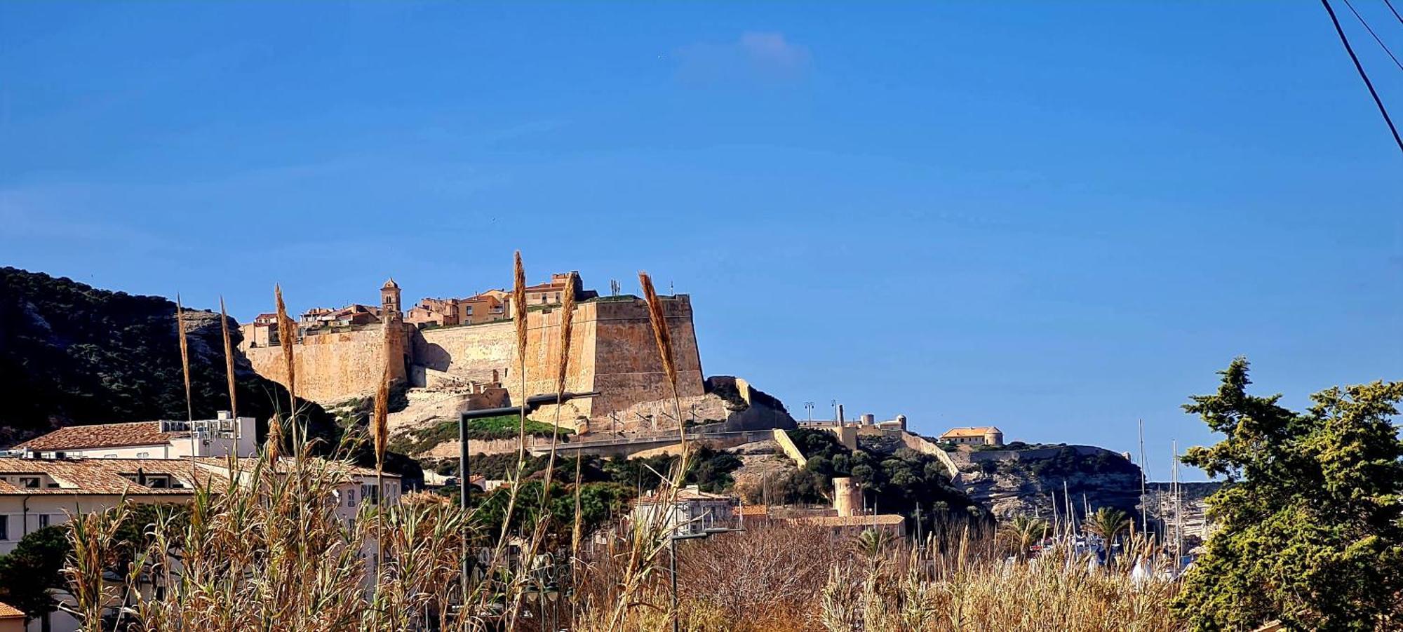 Appartement Kalliste, Logements Avec Vue Citadelle De Bonifacio Bonifacio  Kültér fotó